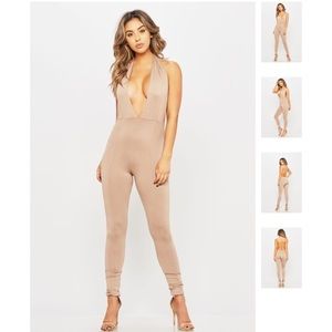 HALTER JUMPSUIT WITH DEEP V NECK SMALL